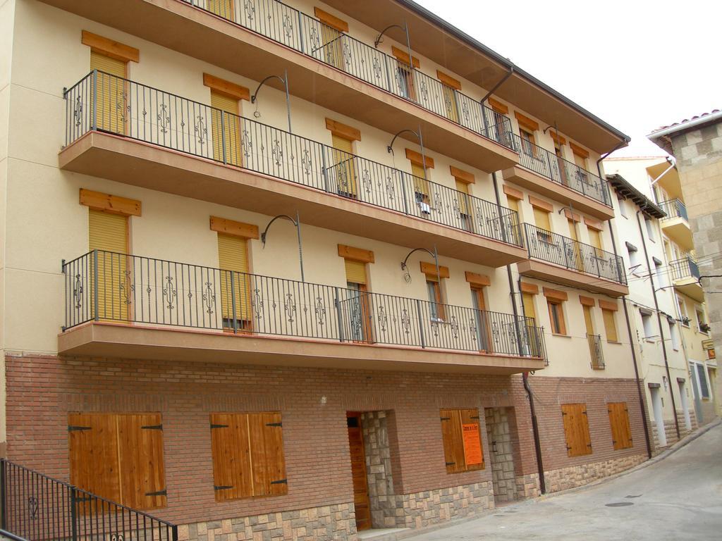 Apartamentos Turisticos Rosario Camarena de la Sierra Exterior foto